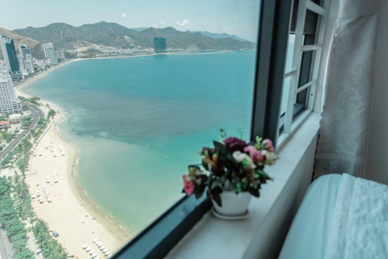 Beach Front Oceanous Apartment Nha Trang Extérieur photo