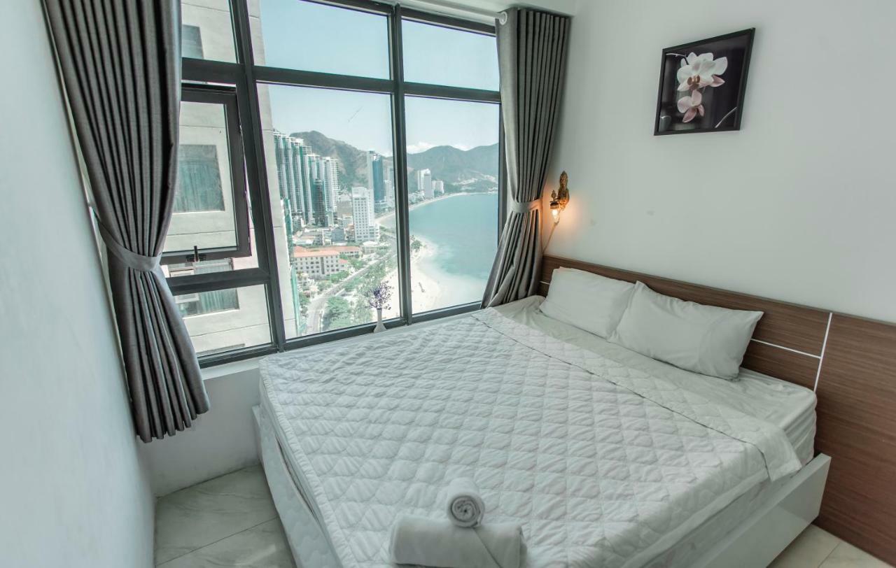 Beach Front Oceanous Apartment Nha Trang Extérieur photo